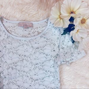 Lace Floral LOFT Top 💕